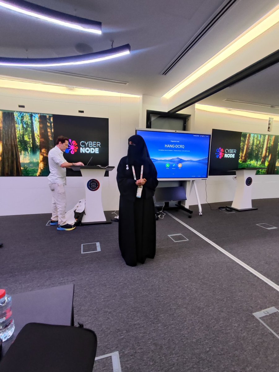 brysonbort's tweet photo. Teaching a purpleteam workshop in Dubai @WiCSME #GISEC. 🦄✈️
Thank you @Q8Thunders for setting this up! https://t.co/sn4kPczbZF