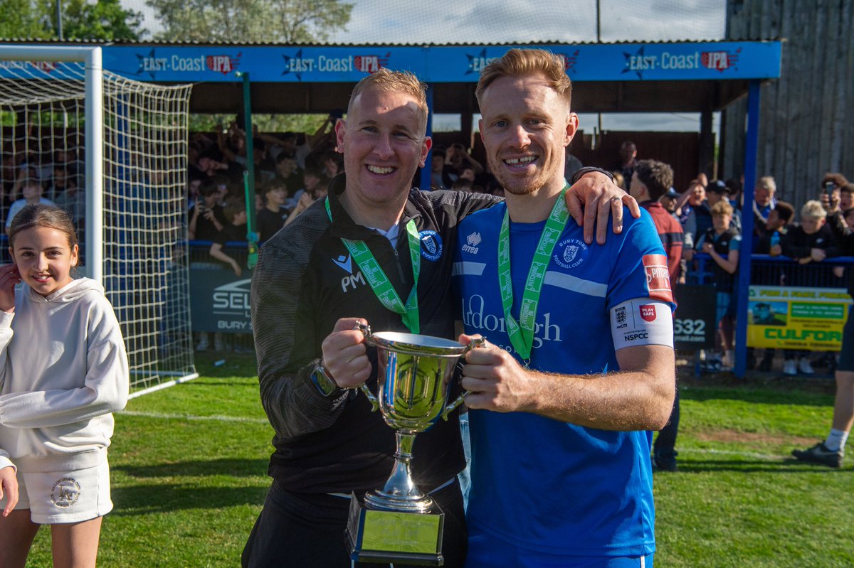 Still soaking all of it in 🏆

#burytownfc