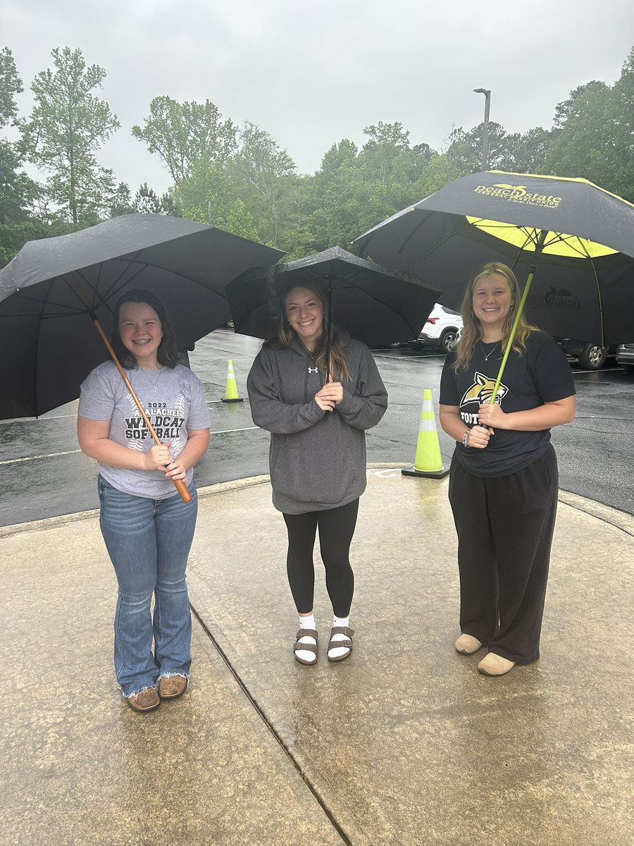 Even on this rainy morning, we’ve brought some smiles to brighten up the day! 

So much fun with the Tigers at Auburn Elementary on this Wednesday🐯