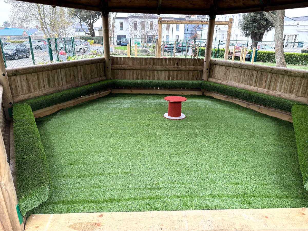 The Ladies' College, Guernsey tweet media