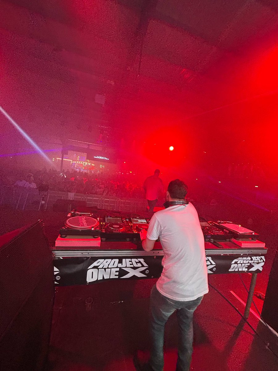 Scott Attrill aka Vinylgroover tweet media