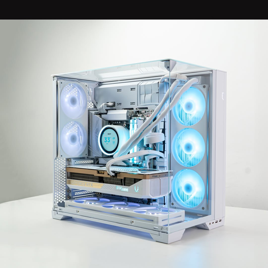 ZOTACFrance's tweet image. Époustouflant. Cette config nous a scotchés ! 🤍👼🥹

#ConfigPC #PCGaming #GamingFR #PCMR 
📸 emarque.co (IN)