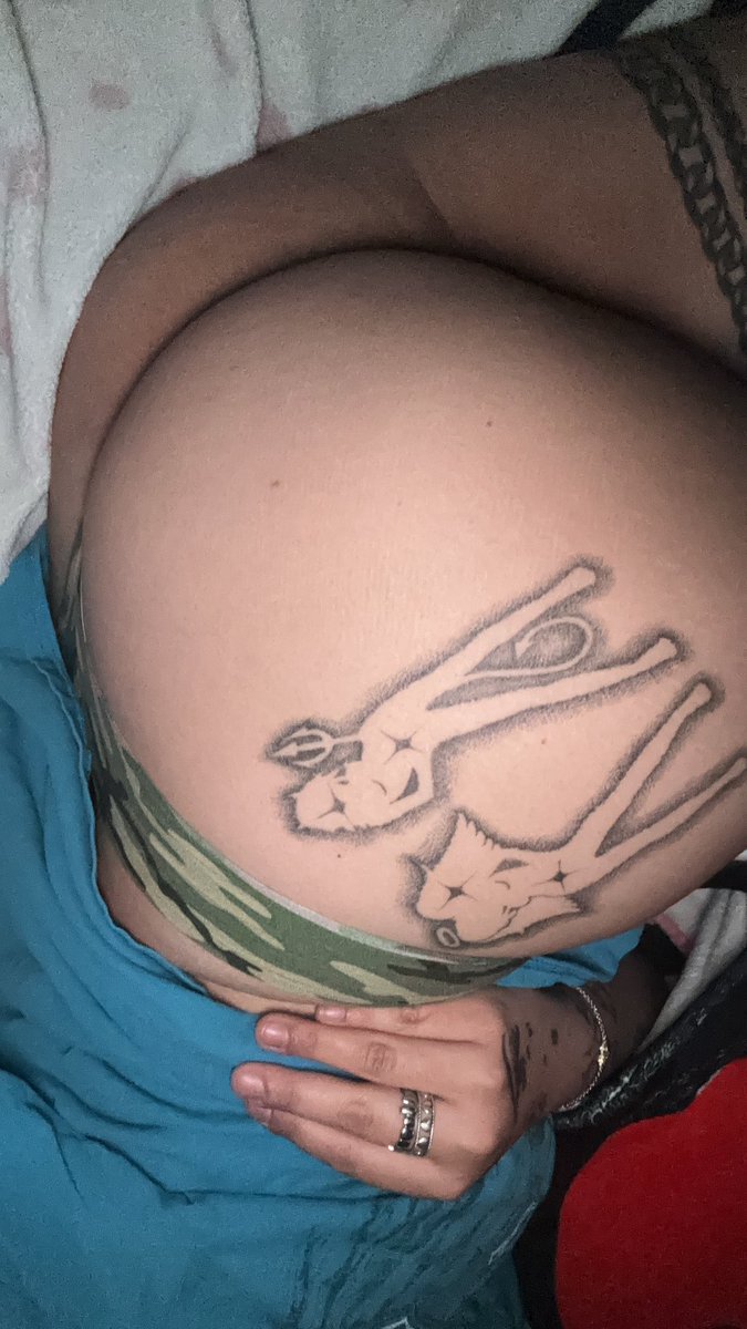 playboyicee's tweet photo. Now what’s on ur nasty ole mind? https://t.co/dUv8uGEXuY