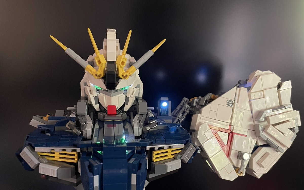Ken_He_MOC's tweet photo. Take a look, my friend. @yg45yg @deraLEGO @kazutortype @taka33shira33 @seirei526 @LEGOdouMoko 

By #kenhemoc 

#gunpla #gunplabuilder #ガンダム #gunplacommunity #mech #bandai #gunplaphotography #legomoc #gundam #mecha #lego #gundamstagram #afol  #legomech #legomecha https://t.co/5Gg7U8k26Z