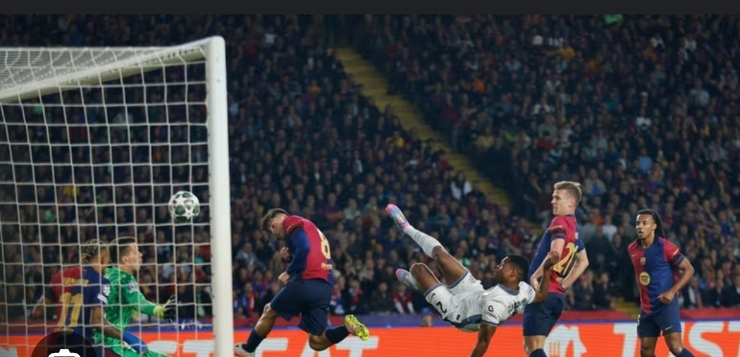 homeboro667's tweet image. Sia nella gara di andata che in quella di ritorno, Demfries è stato un incubo per l'FC Barcelona! Il Real Madrid ha inserito il suo nome nella sua rosa dei candidati! Non dimentichiamo che ha sostituito perfettamente Hakimi  #Linter #InterBarca #InterBarcelona #ucl #demfries