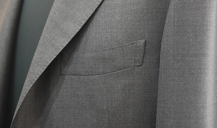 tailormadedandy's tweet photo. Ermenegildo #zegna #15Milmil15
ご注文をいただいていましたスーツが仕立て上がりました。
#ゼニア の最高位に位置するスーツ素材でございます。
お色目は、ベーシックなグレーのソリッド。流行に左右されない上質な雰囲気です。
ご注文ありがとうございました。 https://t.co/oYIsgnLIuA