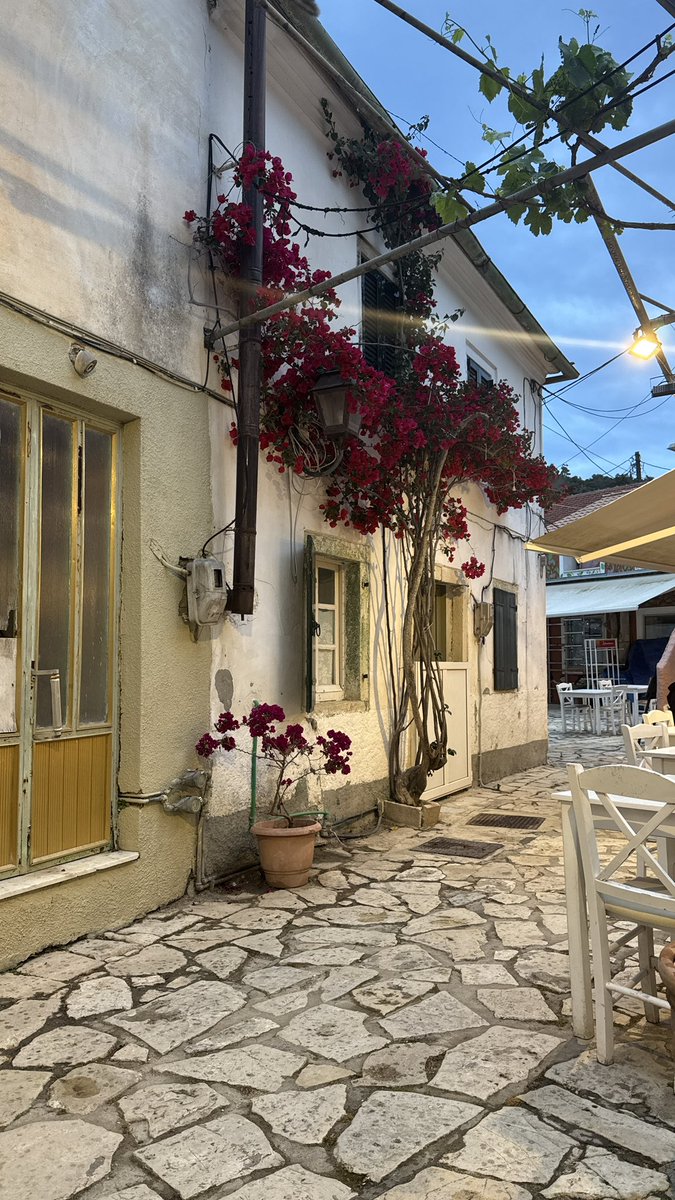 Who can beat this meeting room view?
The #HARPOCRATES plenary meeting is underway in beautiful Paxos, Greece - combining progress with a perfect setting.

#HARPOCRATESProject #Meeting #Team #Collaboration