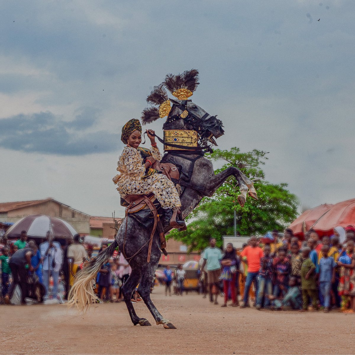 Good Morning to only Yoruba Women, Beautiful Women! 

Yoruba Men can get their Good Morning when Yorubaland is Free of intruders. GOD BLESS YORUBALAND!
