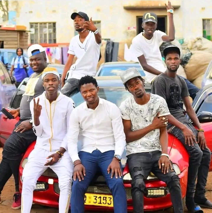 ZimCelebrite's tweet photo. Ndeipi wawaziva Apa @zimcelebs1 https://t.co/micVHW2G8Z