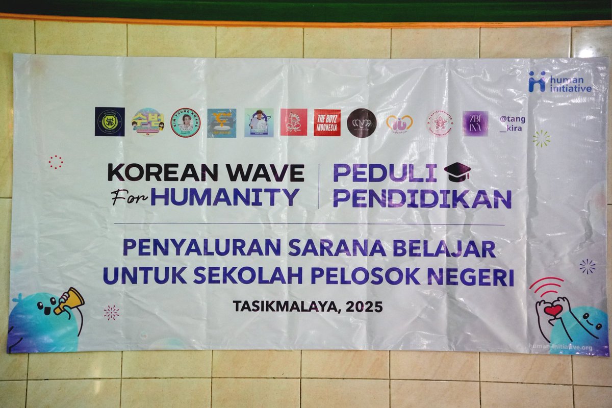 THEBOYZINDO's tweet photo. Kampanye ini diinisiasi oleh:
@hum_initiative
@TeamWinterINA
@AESPAINAUNION
@_IUIndonesia
@THEBOYZINDO
@LuviesINACastle
@ZEROBASEONE_INA
@CaratKalteng
@wishzenbandung
@ByeonWooseokID
@SubeomFamily
@87111moon
@tang__kira

#KoreanWaveForHumanity #PeduliPendidikanIndonesia https://t.co/i5EwHLiE4l