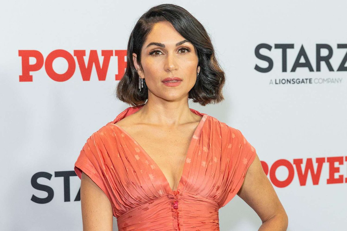 celebcrush4922's tweet photo. Happy Birthday Lela Loren 🎂🎁
#HappyBirthday #Lela #Loren #LelaLoren https://t.co/9aGZKHjPvy