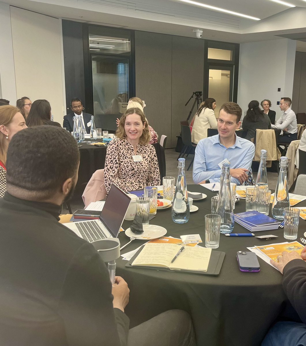 Our round table discussions are underway at our Harnessing data for #SOCIALMOBILITY workshop. We asked our groups:

❓Are we collecting data? 
❓Why are we collecting it? 
❓What are the challenges? 

#CHANGESTARTSTOGETHER