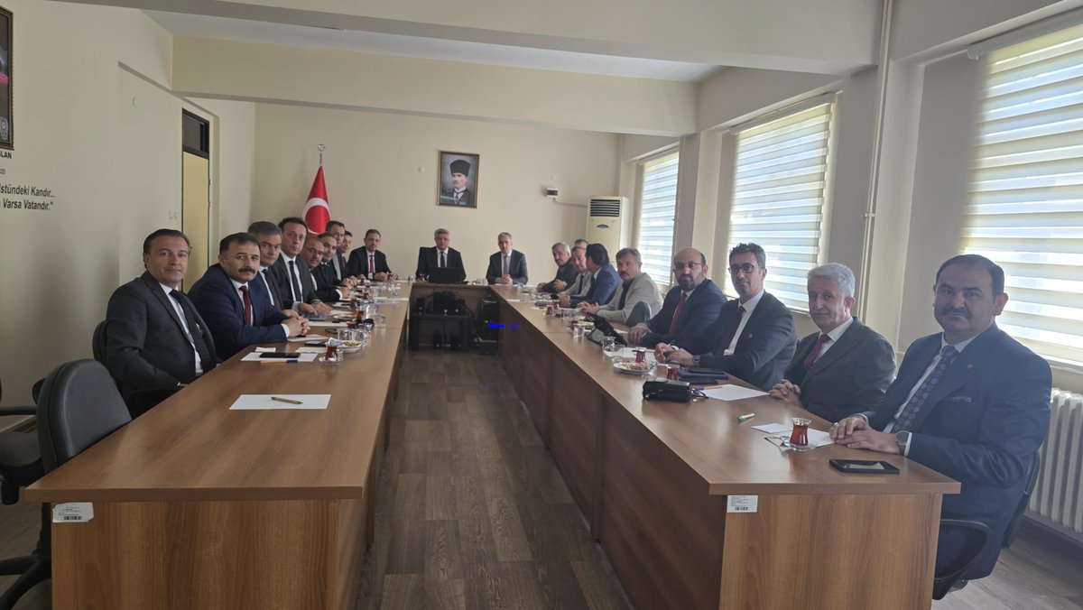 📍Salıpazarı/İlçe Müdürleri Toplantısı

İlimizde yürütülen eğitim-öğretim faaliyetlerini değerlendirilmesi amacıyla İl Müdürümüz Dr. Murat Ağar başkanlığında,17 İlçe Milli Eğitim Müdürümüzün katılımıyla İlçe Milli Eğitim Müdürleri Toplantısı düzenlendi.

🔗meb.ai/U4LQRNR