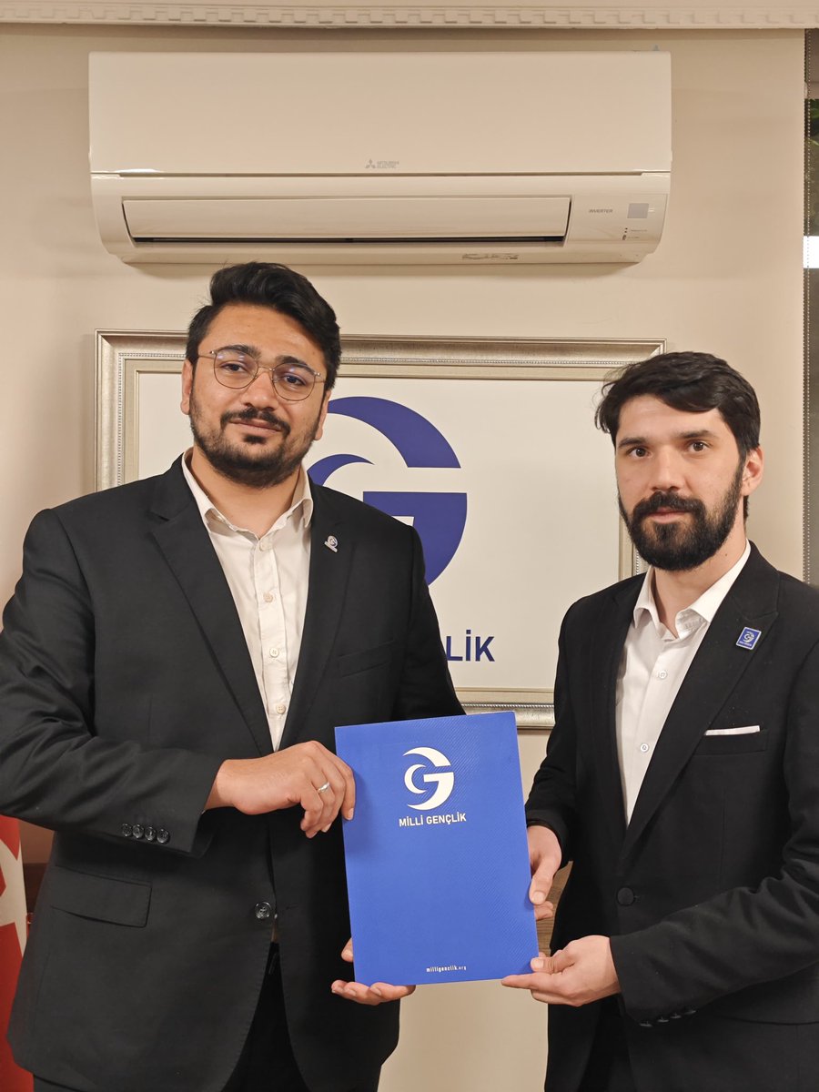 Kıymetli kardeşlerim;

Milli Gençlik Derneği Genel Merkez Üniversite Komisyom Başkanı Sn.Av.Selahattin ÇAYLAK Başkanımızın tensipleriyle, Genel Merkez Teşkilat Birim Başkanı Olarak atanmış bulunmaktayım.