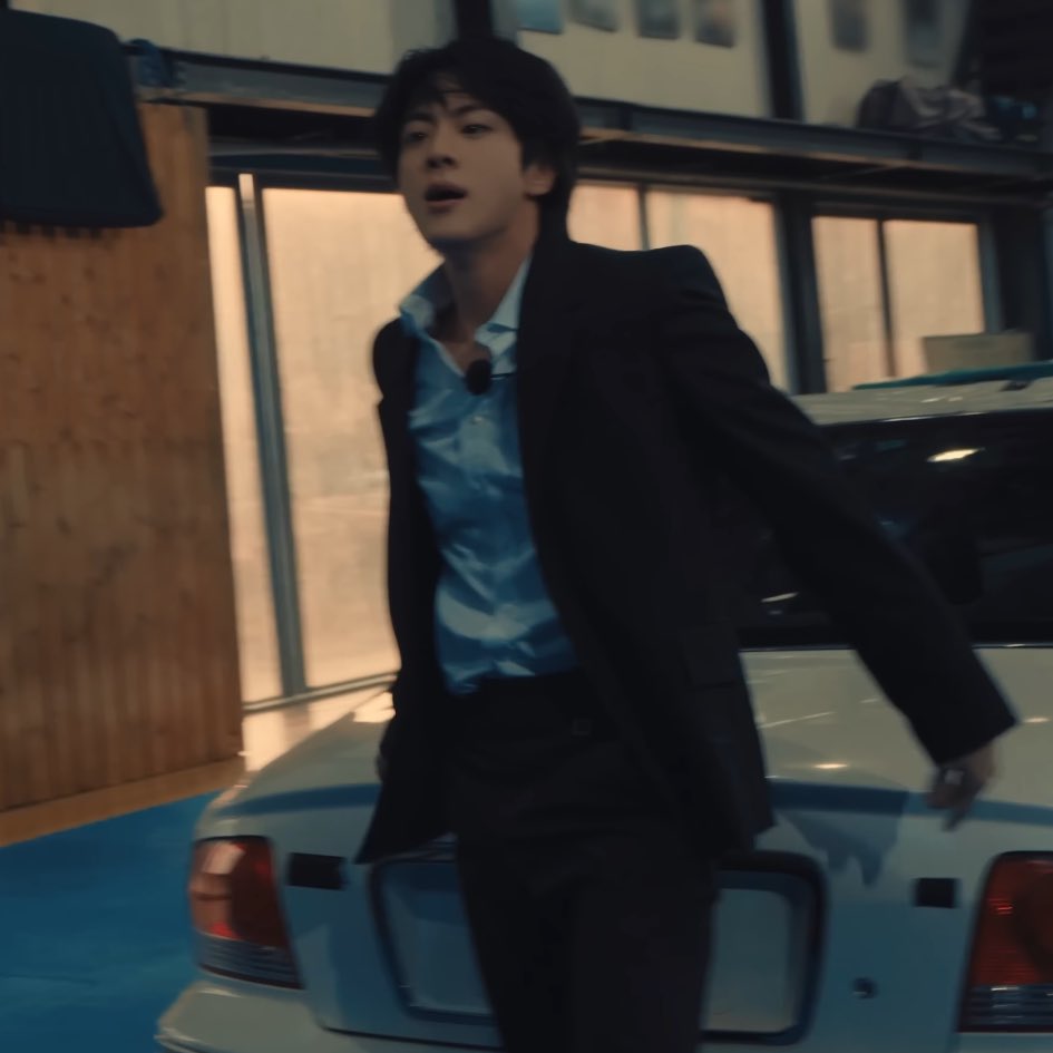 ksjviraltwt's tweet photo. [RUN JIN] EP.33 | Jin Wick hit tweets; 250506 🧵 a thread —

#RunJin_EP33 #BTSJIN https://t.co/4CcskM8D1H