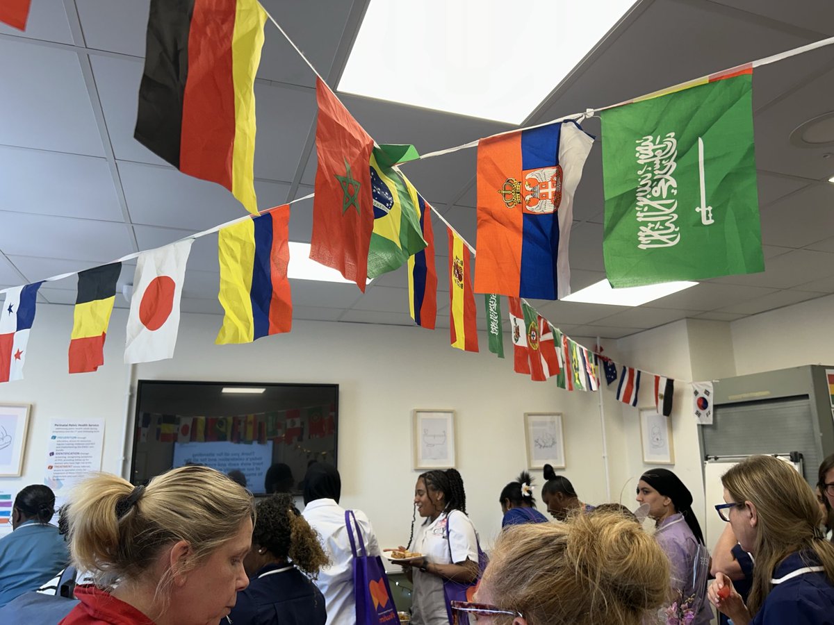 Nicola Shopland (@shopess1) on Twitter photo Fantastic to see our midwives @ St George’s celebrating IDM - what an amazing team. Thank you for your hard work. <a href="/geshNHS/">St George's, Epsom and St Helier</a> Fantastic to see our midwives @ St George’s celebrating IDM - what an amazing team. Thank you for your hard work. <a href="/geshNHS/">St George's, Epsom and St Helier</a>