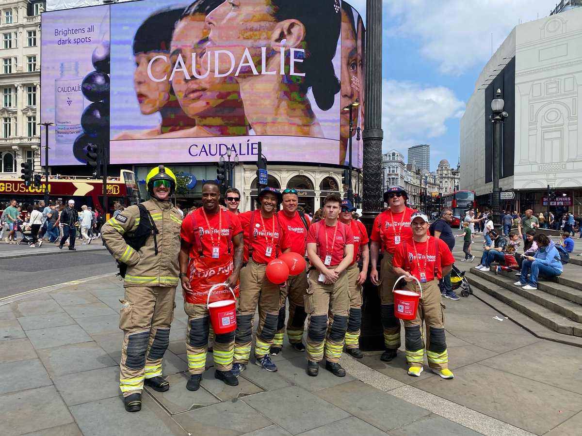 On Saturday 3rd May Red watch Hammersmith walked from Hammersmith fire station to Towerbridge... and back! All in aid of the <a href="/firefighters999/">Fire Fighters Charity</a>. The charity is the only residential restbite offered to firefighters in the UK.
<a href="/LondonFire/">London Fire Brigade</a>