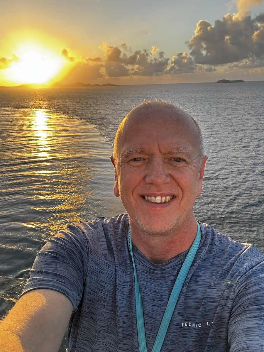 sailwithGandM's tweet photo. #wakeviewwednesday and with a lovely sunrise thrown in, you lucky people..π
This as we sailed into Tortola in the BVI on P&O Arvia. π
π³οΈπ
.
#pandocruises #arvia #tortola #bvi #wakeview #sunrise #clia #cliaeuro #choosecruise
#cruiseaddict #cruiselife #cruisevlogger https://t.co/dC3THmcPk5