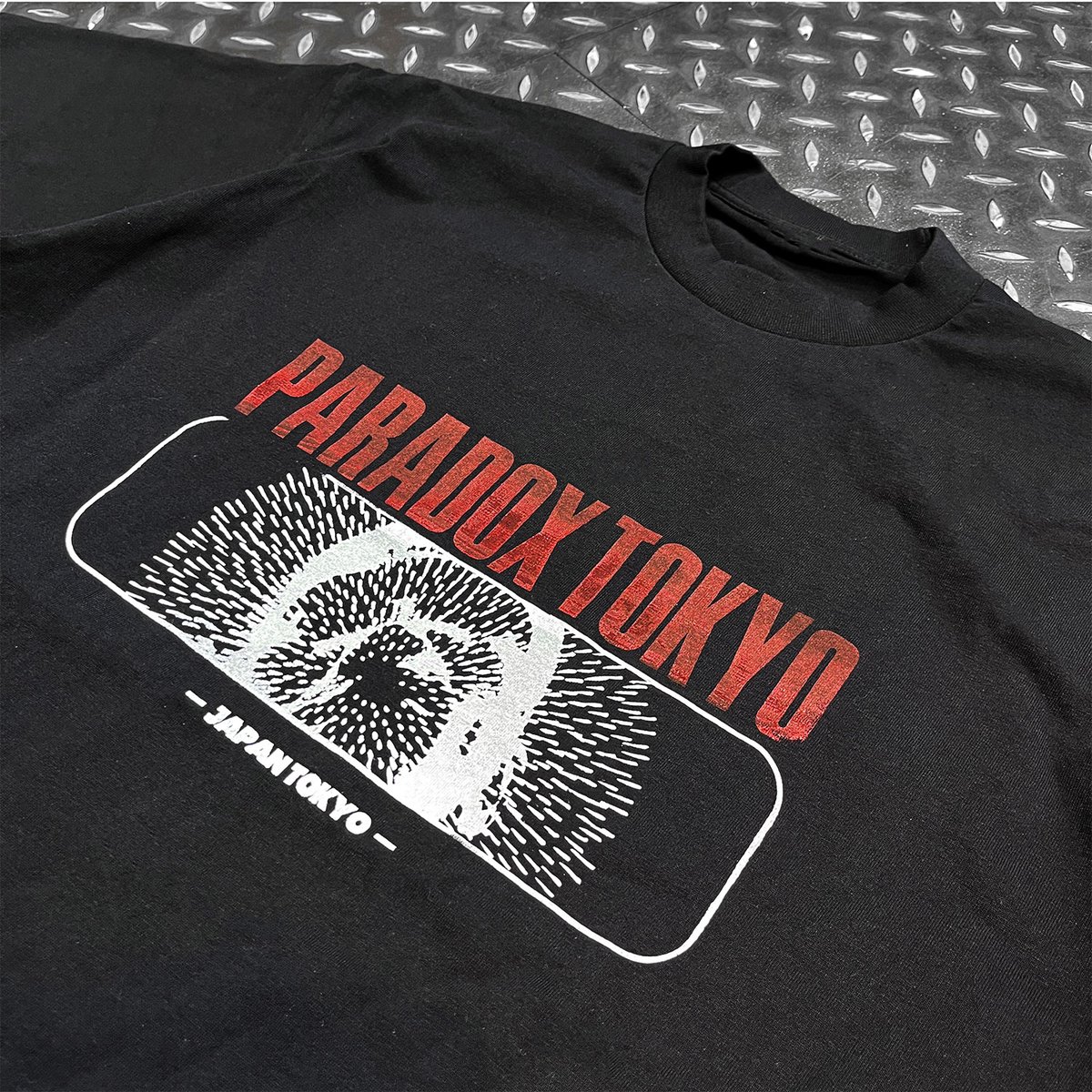 ____PARADOX____'s tweet photo. 【H>F ONLINE RELEASE】      

PRDX PARADOX TOKYO -   
2025SS Ltd.  HANA-BI S/S Tee PS03

 一点一点デザイナーが刷り下ろしたアイテムの為、製品毎にデザインが異なります。

https://t.co/jNvcaRNAZx https://t.co/fh5bqh200q