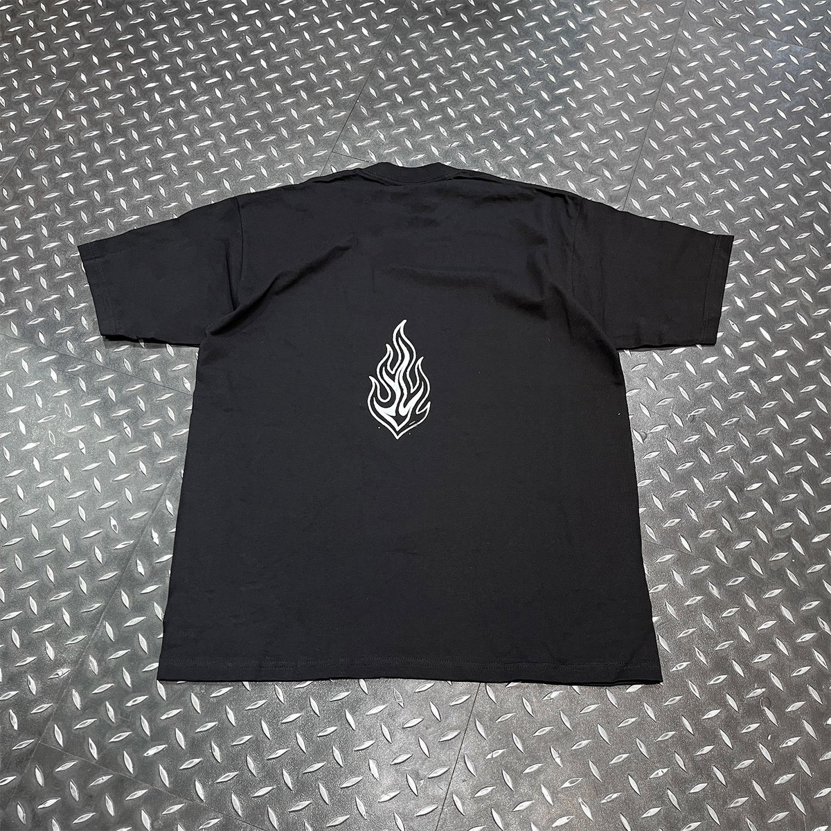 ____PARADOX____'s tweet photo. 【H>F ONLINE RELEASE】      

PRDX PARADOX TOKYO -   
2025SS Ltd.  HANA-BI S/S Tee PS03

 一点一点デザイナーが刷り下ろしたアイテムの為、製品毎にデザインが異なります。

https://t.co/jNvcaRNAZx https://t.co/fh5bqh200q