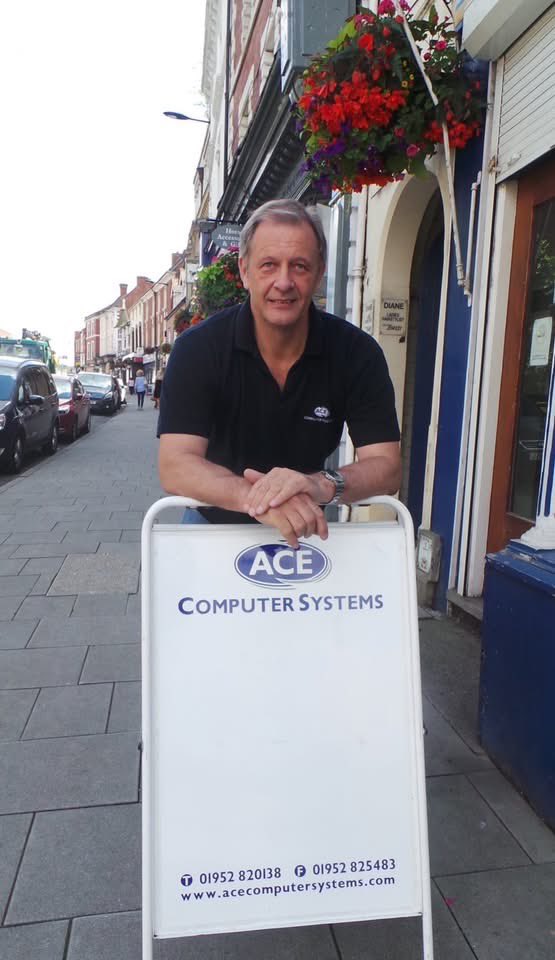 allaboutnewport's tweet photo. Dropped your phone? Got a cracked screen?
Are you Looking For #Comuter #Phone & #Tablet Repair Services?
Phone & tablet #repairs & servicing done onsite.
Contact Andy at Ace Computers 👉 https://t.co/qiccMQXEgA or call 01952 820138
#allaboutnewport #phoneshop #phonerepairs https://t.co/aUKNvKBAtv