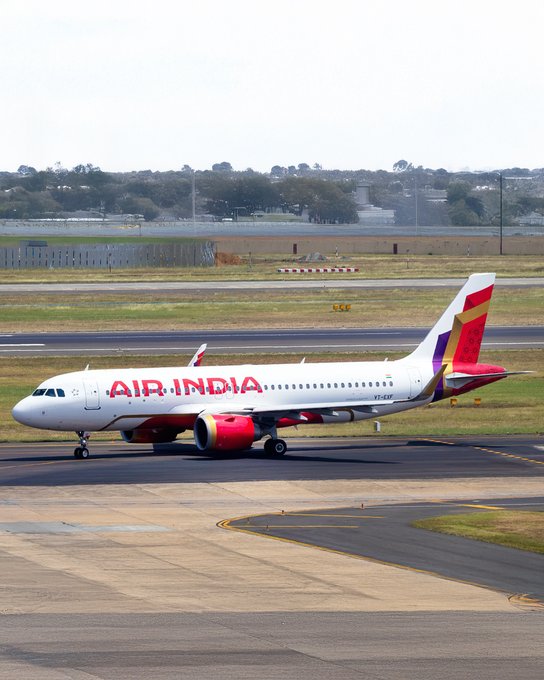 Due to #OperationSindoor 

Air India has cancelled all flights to Jammu, Srinagar, Leh, Jodhpur, Amritsar, Bhuj, Jamnagar, Chandigarh, and Rajkot until 5:29 AM IST on May 10th.

This is against Pakistan for the Pahalgam terror attack

#IndianArmy #AirIndia