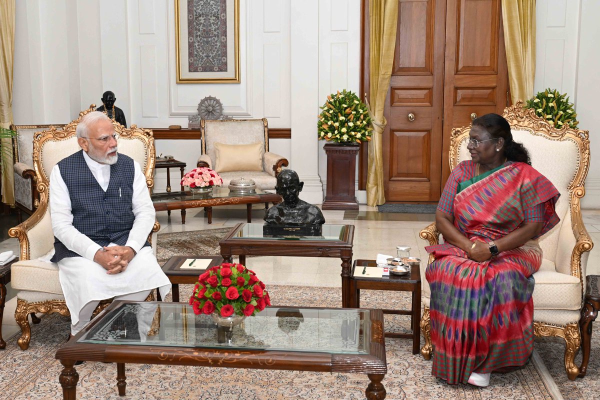 President of India (@rashtrapatibhvn) on Twitter photo Prime Minister Shri <a href="/narendramodi/">Narendra Modi</a> called on President Droupadi Murmu at Rashtrapati Bhavan and briefed her about Operation Sindoor. Prime Minister Shri <a href="/narendramodi/">Narendra Modi</a> called on President Droupadi Murmu at Rashtrapati Bhavan and briefed her about Operation Sindoor.