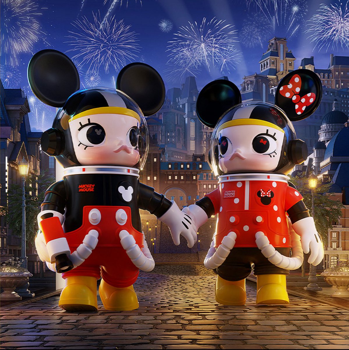 Talibize8's tweet photo. MEGA MOLLY space 1000% Mickey&amp; Minnie.

Both of them are only opened for inspection, and have not been placed. The price of the two can be discounted if they are packed together. Shipment from mainland China. https://t.co/KqtVm6RQwF
