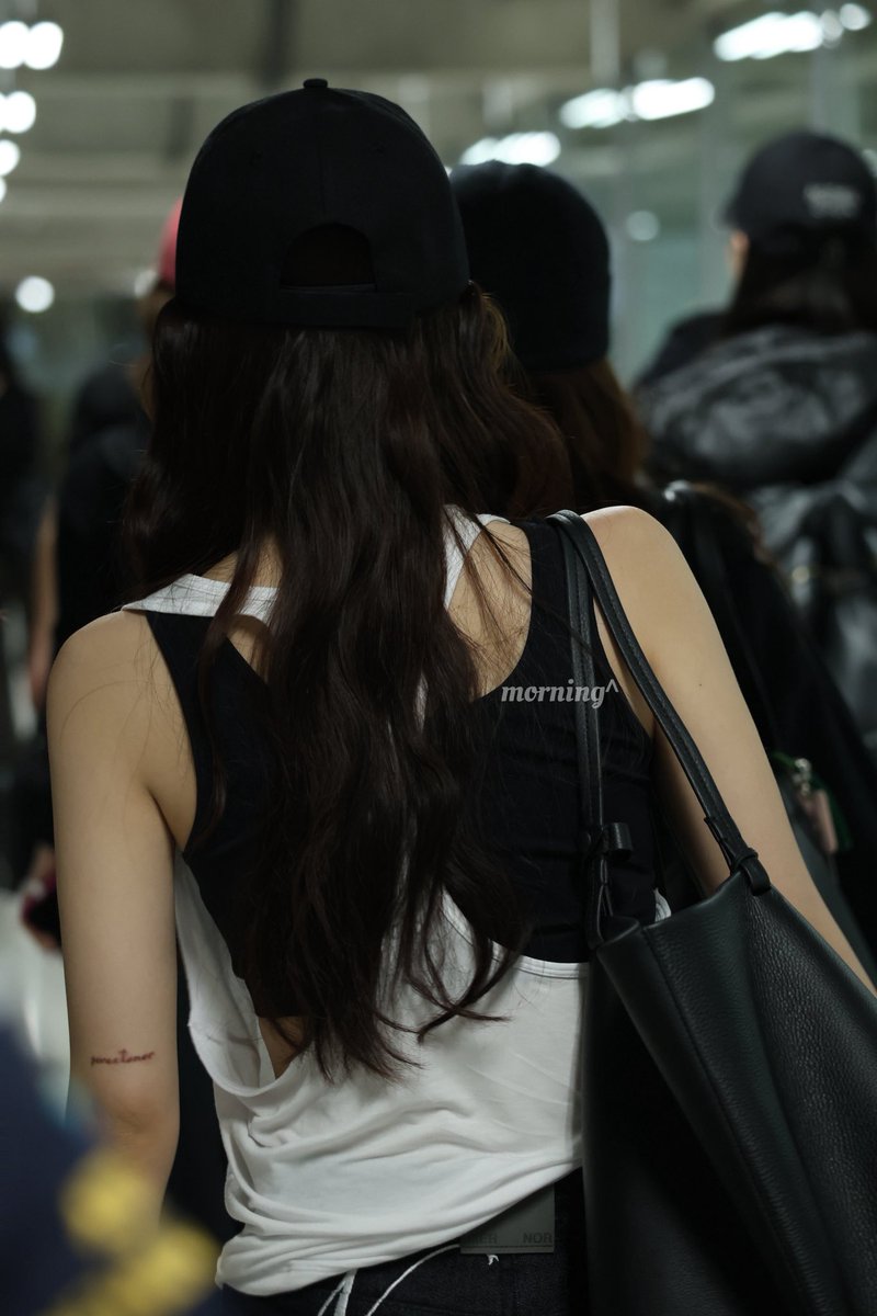 morning_1023's tweet image. 250428✈️

#宁艺卓 #닝닝 #寧寧 
#NINGNING 
#aespa #에스파