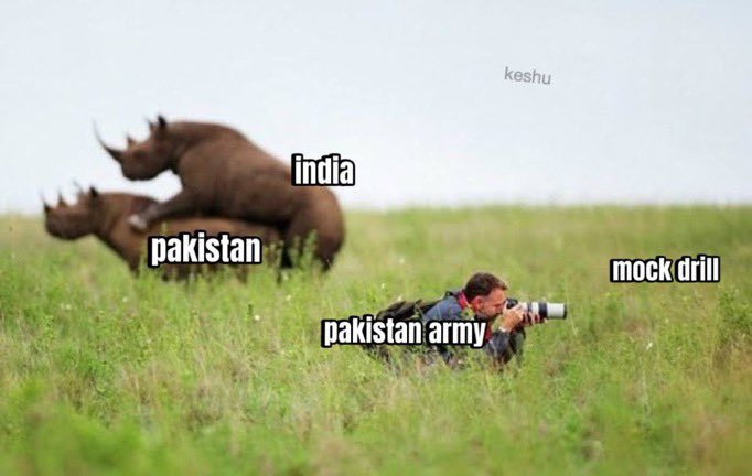 pindari261's tweet image. 😂😂😂

#OperationSindoor #mokdrill