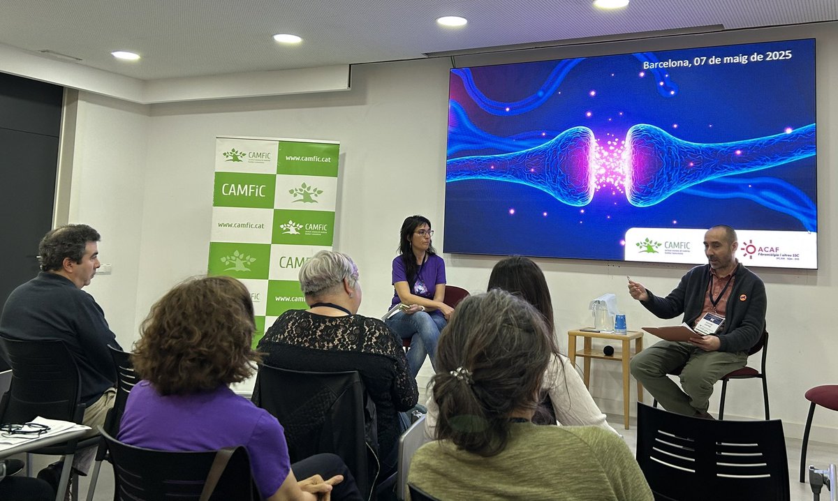 Gràcies <a href="/ACAFssc/">ACAF - Assoc. Catalana Fibromiàlgia i altres SSC</a> per ser a aquesta taula a #FibromiàlgiaCAMFIC de #GESSCAP
<a href="/salutcat/">Salut</a> 
<a href="/CAMFiC/">🌳CAMFiC</a> 
#SempreEnFormació