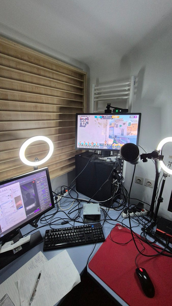 It might not be a standing desk, but slovenian solutions and all