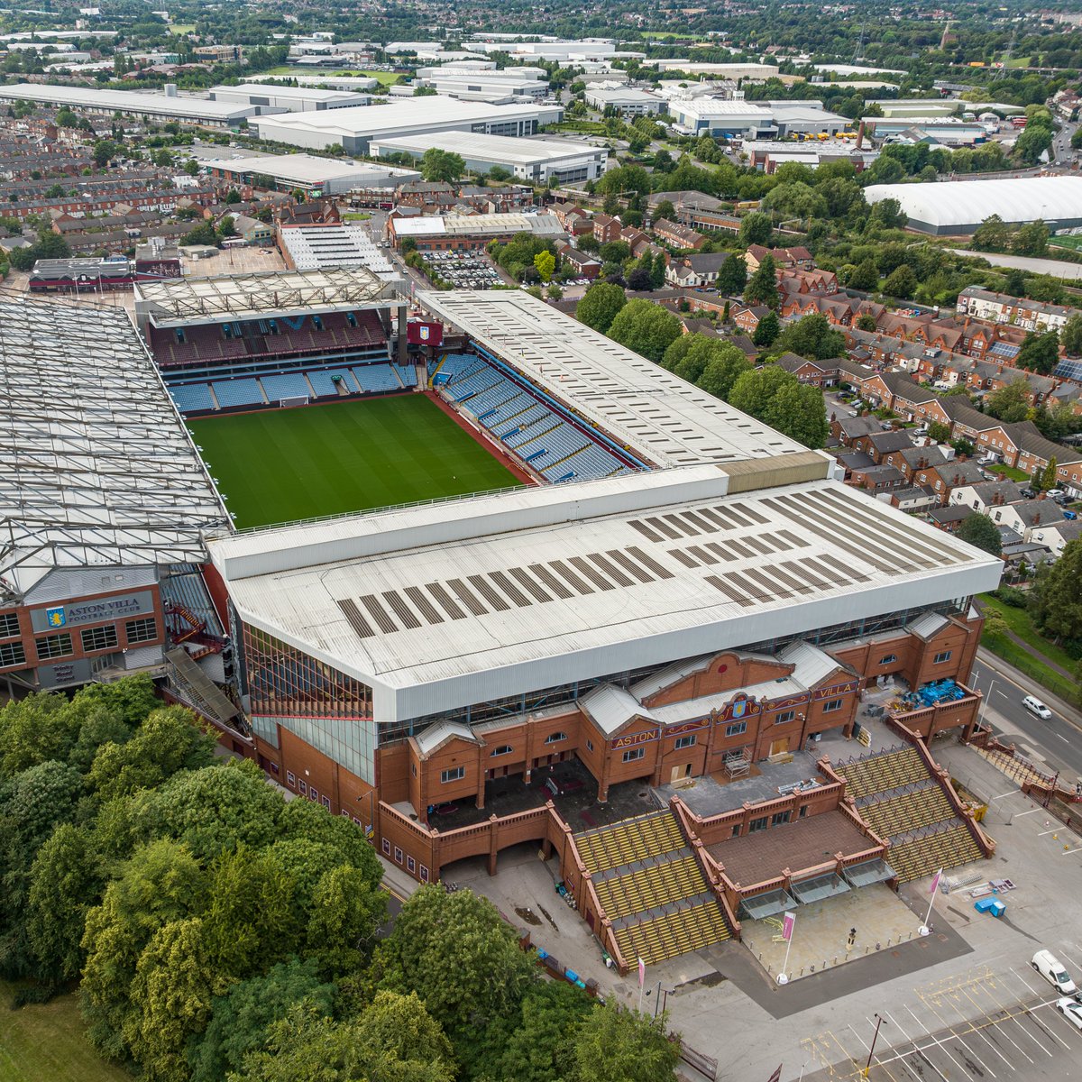 VillaTilliDie tweet media