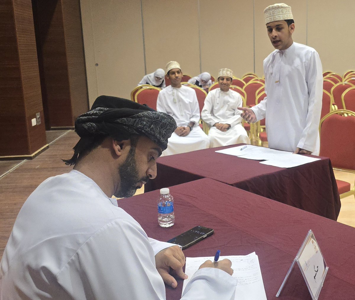 حصل الطالب الحواري الناعبي على المركز الخامس في مسابقة المناظرات التي تنظمها اللجنة الشبابية بنادي سمائل ضمن مسابقة إبداعات ثقافية لعام 2024/ 2025 م