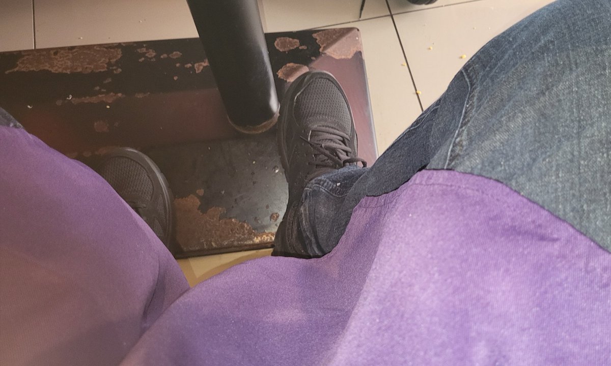 Kenny Smith (@hikennys) on Twitter photo <a href="/TisI_LeClerc/">Same Old Me</a> <a href="/SimonMoffat7/">Dee Dee #NotAFanOfPurpleCars</a> I know - I get the same problem using the napkins in the local Indian restaurant. ππ
#HeIsEverywhere <a href="/TisI_LeClerc/">Same Old Me</a> <a href="/SimonMoffat7/">Dee Dee #NotAFanOfPurpleCars</a> I know - I get the same problem using the napkins in the local Indian restaurant. ππ
#HeIsEverywhere