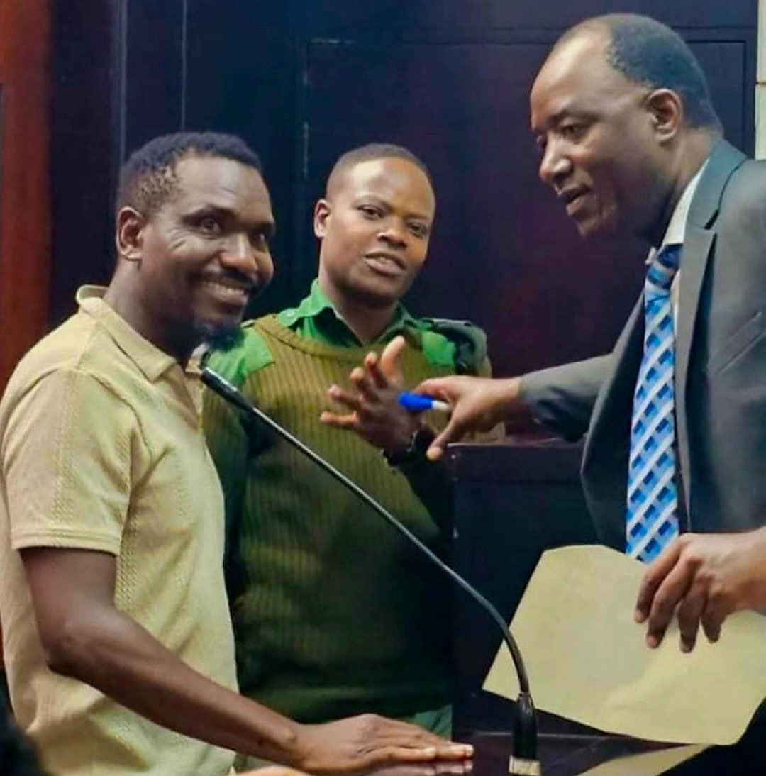 Journalist Blessed Mhlanga was granted bail at around 3.30PM on Tuesday after 72 days in prison, but by 10.50AM today, he was still not free. Prison authorities say court order granting him bail is missing a Criminal Records Bureau (CRB) Number and has to be retyped and signed