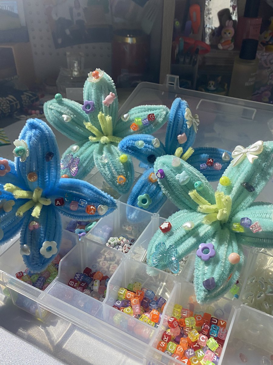 kithmails's tweet image. made these for my friends !! ✿