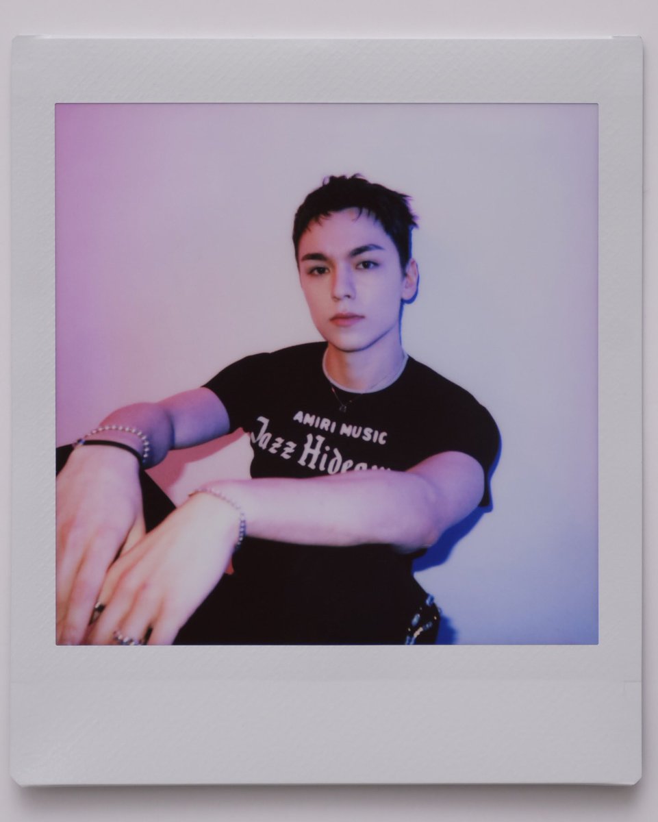 250507 happyburstdayto ig update with vernon 📸 #버논 

🐻‍❄️🎂