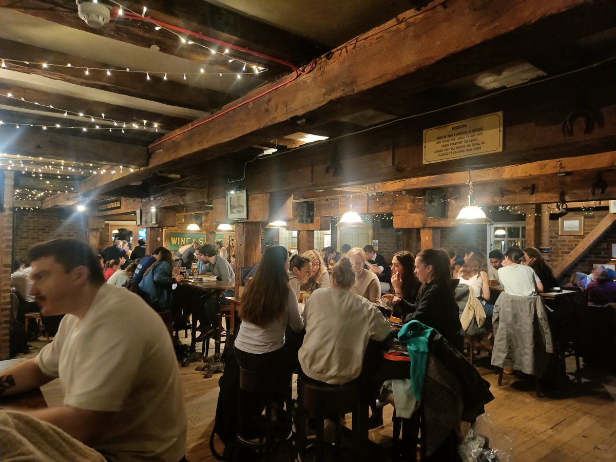 Avan Fata (@avanfataquiz) on Twitter photo A sunny Wednesday is here and what better way to celebrate than by joining the <a href="/CompleatQuiz/">Compleat Quiz</a> <a href="/Thedickensinn/">The Dickens Inn</a>? 7:30PM start time tonight with plenty of fun questions to test your knowledge of all things relatively random!
Book your tables ASAP or walk in early to secure a spot! A sunny Wednesday is here and what better way to celebrate than by joining the <a href="/CompleatQuiz/">Compleat Quiz</a> <a href="/Thedickensinn/">The Dickens Inn</a>? 7:30PM start time tonight with plenty of fun questions to test your knowledge of all things relatively random!
Book your tables ASAP or walk in early to secure a spot!