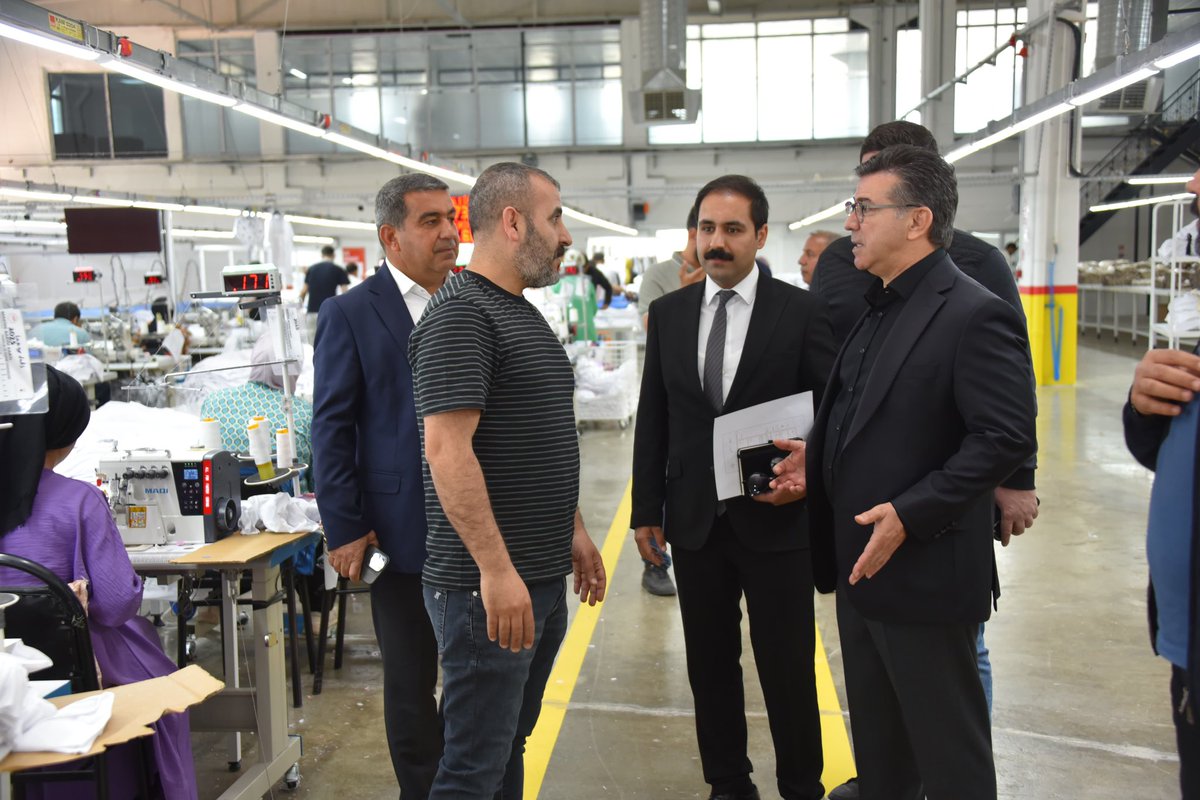 bucakalimurat82's tweet photo. OSB Müdürümüz Hasan Pirinç ve Ticaret Odamızın yönetim kurulu üyeleriyle birlikte, dün müjdesini verdiğimiz Organize Sanayi Bölgesi Atıksu Arıtma Tesisi’nin yapılacağı alanda incelemelerde bulunduk.

OSB’de üretim yapan girişimcilerimizi de ziyaret ederek hayırlı işler temennisinde bulunduk.

44 Milyon TL hibe desteğiyle, Sanayi ve Teknoloji Bakanlığımız tarafından hayata geçirilecek olan bu çevre dostu yatırımın şehrimize hayırlı olmasını diliyorum.

@RTErdogan
@Akparti
@TCSanayi
@mfatihkacir
@eyupkadirinan
@abuyukgumus