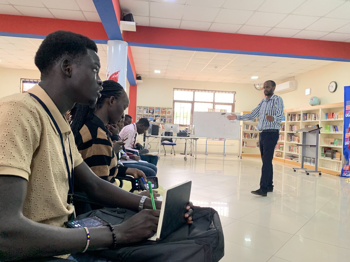 itsKirunda's tweet image. Day 3 #SoftskillsWorkshop 
The future belongs to those with character, creativity, and communication not just classroom knowledge. 
#ThinkSmart