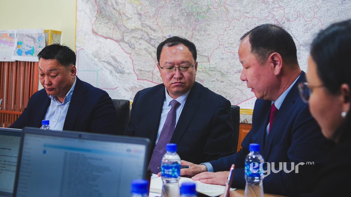 БЭТ-ийн ажлын алба өнөөдөр Цайрт Минерал ХХК-ний удирдлагуудтай уулзав. УИХ-ын болон ЗГ-ийн тогтоол шийдвэр, удирдамжуудыг танилцуулав.