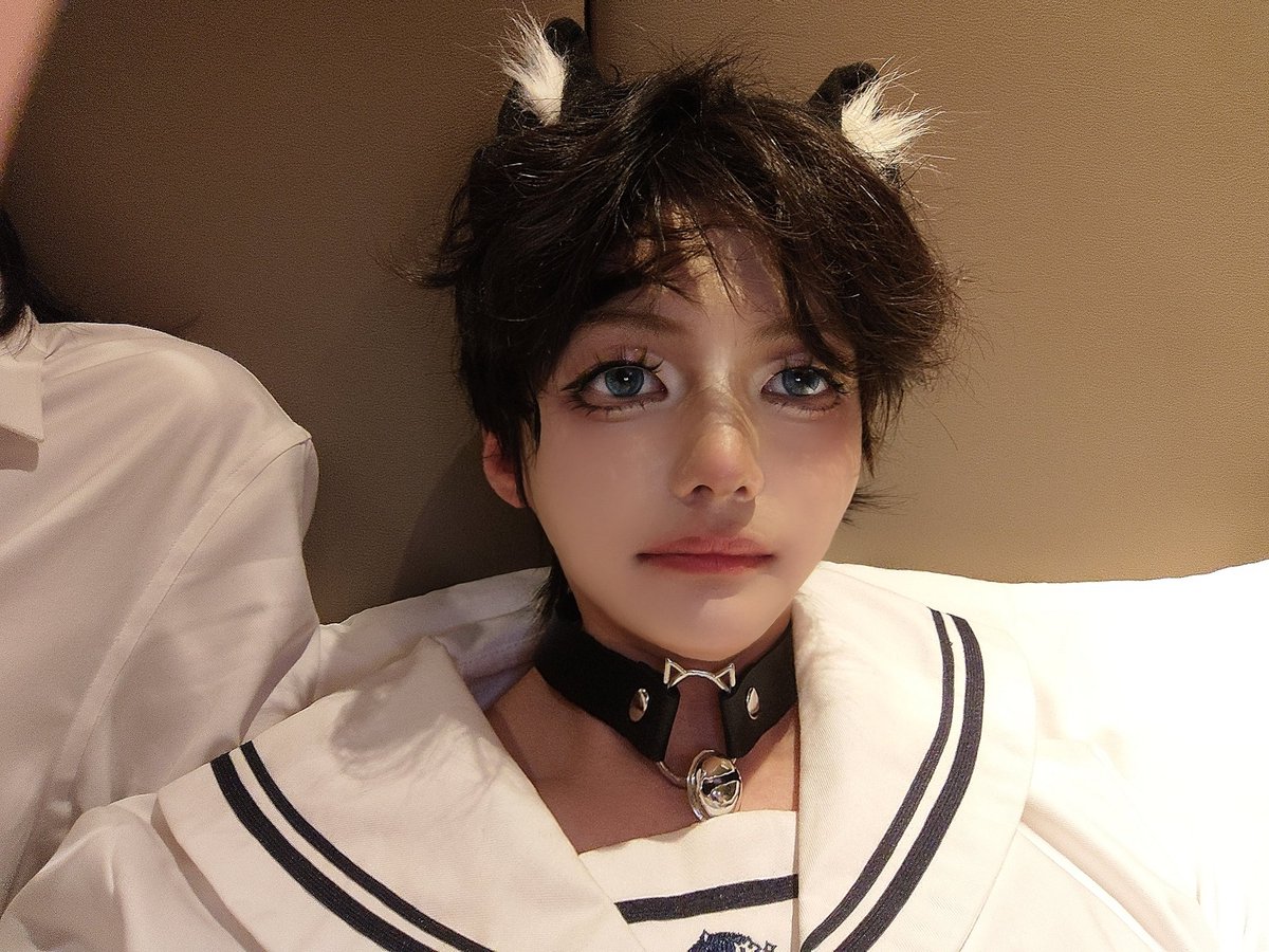 这里是小夫，因为家里太穷所以出来援交了 小夫很干净 很注重安全（我怕死）
小夫的类型是正太，性格温柔粘人
坐标武汉 喜欢小夫的哥哥可以来找小夫贴贴 ♥
＃正太   ＃男娘   ＃线下  ＃武汉