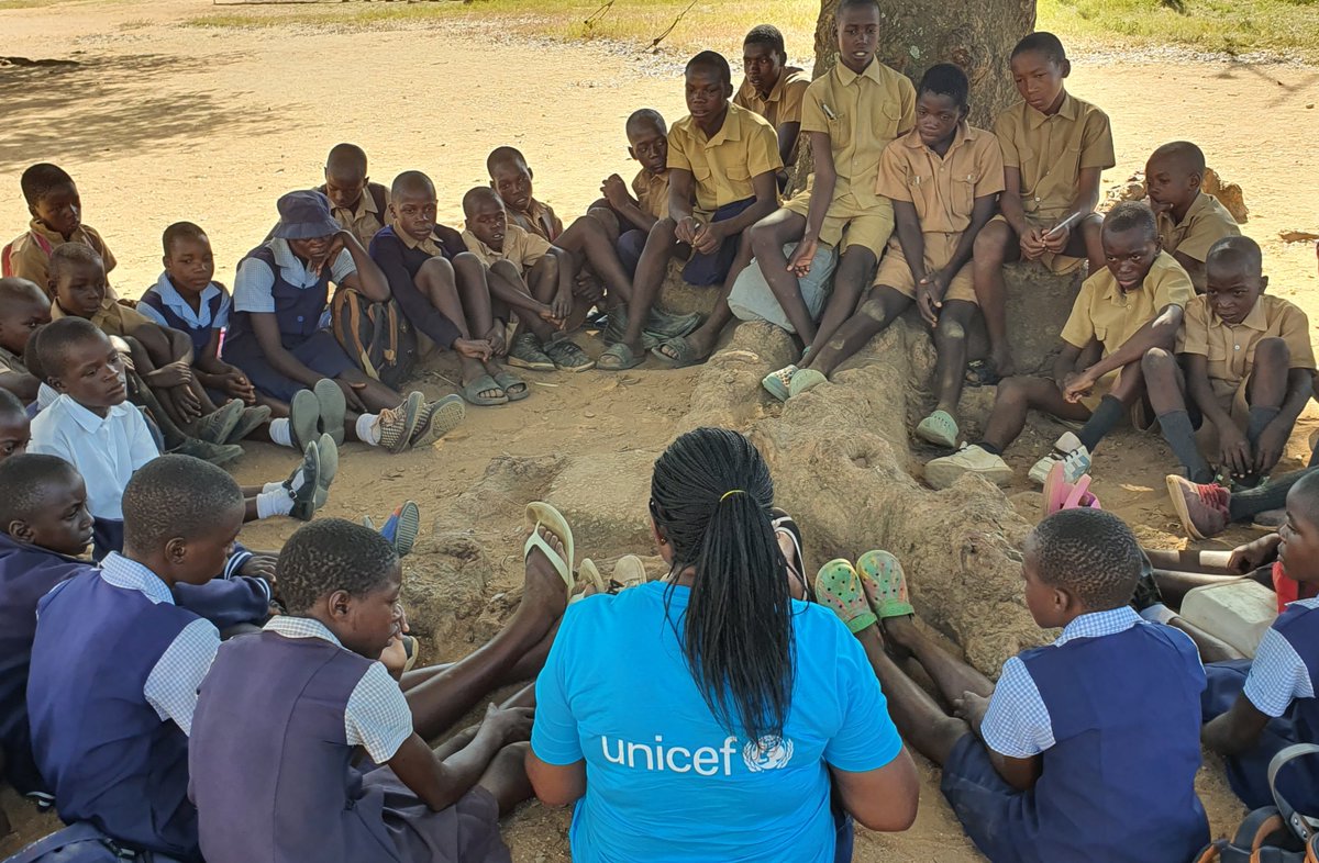 UNICEF ZIMBABWE (@unicefzimbabwe) on Twitter photo Thanks to support from #koica, UNICEF is working with <a href="/MoPSEZim/">Ministry of P&S EdZW</a> and the <a href="/MOECW_ZIMBABWE/">Min of Environment, Climate and Wildlife Zimbabwe</a> to bring climate education to classrooms.
Teachers like Priscilla are being trained to empower learners with knowledge. “We can cultivate action from a young age.”
🔗unicef.org/zimbabwe/stori… Thanks to support from #koica, UNICEF is working with <a href="/MoPSEZim/">Ministry of P&S EdZW</a> and the <a href="/MOECW_ZIMBABWE/">Min of Environment, Climate and Wildlife Zimbabwe</a> to bring climate education to classrooms.
Teachers like Priscilla are being trained to empower learners with knowledge. “We can cultivate action from a young age.”
🔗unicef.org/zimbabwe/stori…