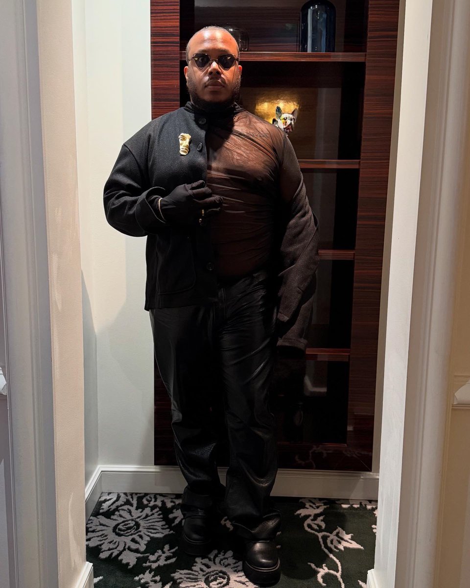 plush_spice's tweet photo. defeating my nightmares to start living my dreams https://t.co/eFpg7lJsW3