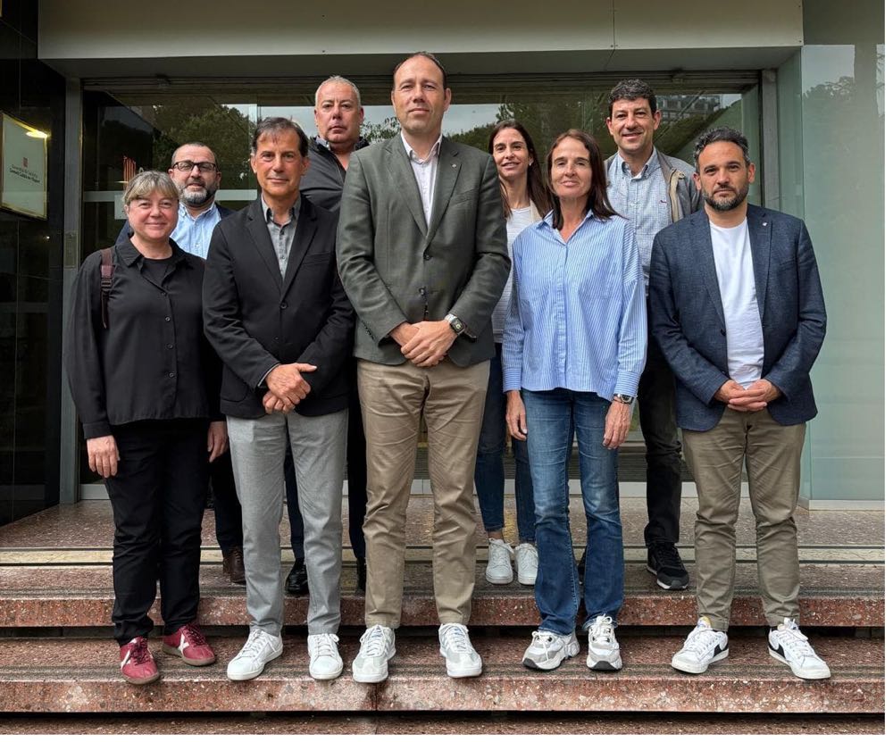 Trobada de la Junta Directiva de Gestiona amb el conseller d’Esports de la Generalitat de Catalunya

Més informació: gestiona-associacio.cat/trobada-de-la-…