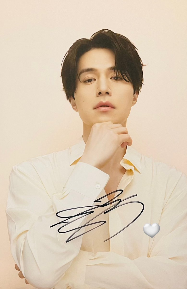 余韻でずっとふわふわしてる🫠🫠
みなさんのステキなポストやフォトタイムの画像や動画見て泣いてる😭
沼が深すぎる♡♡♡

まだ東京にいるのかなぁ〜
お疲れにも見えたから少しでもゆっくり休めてますように😌