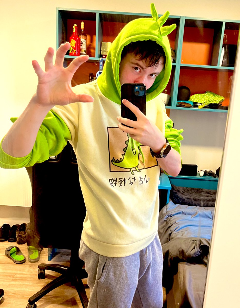 Don’t initiate my trap card of making me talk about Dinos x3