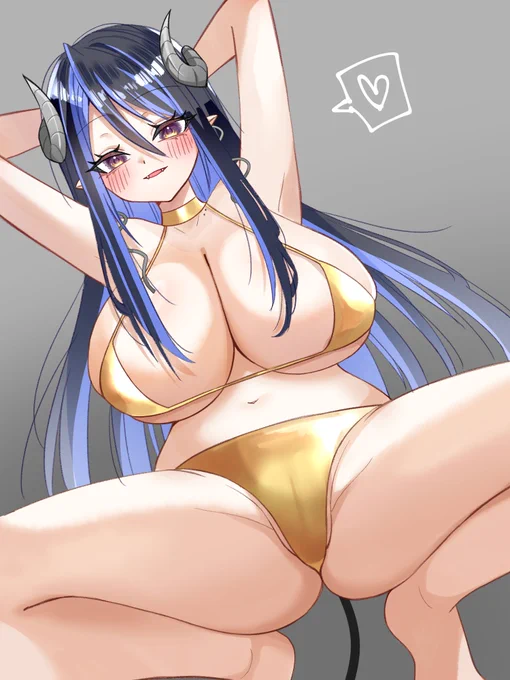 金ビキニやっと描けた〜〜〜 