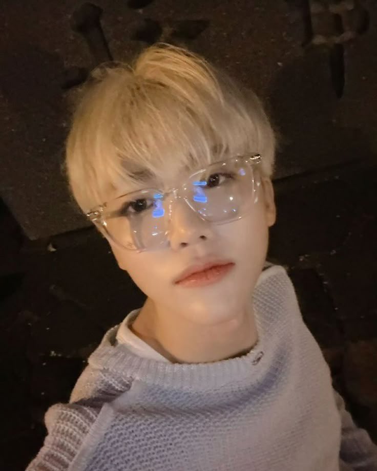 ryunseen's tweet photo. ͏͏͏͏͏͏ ͏͏͏͏͏͏ ͏͏͏͏͏͏ 

maybe it's just about trying anyway, that’s the only way i know how, hoping this time i won’t ruin it with my doubts. 

͏͏͏͏͏͏ https://t.co/P1FQmrt491
